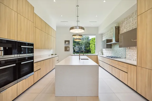 $5,995,000 | 311 Brown Saddle Road, Houston, TX 77057