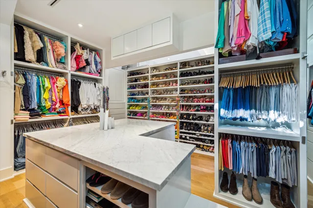 $5,995,000 | 311 Brown Saddle Road, Houston, TX 77057