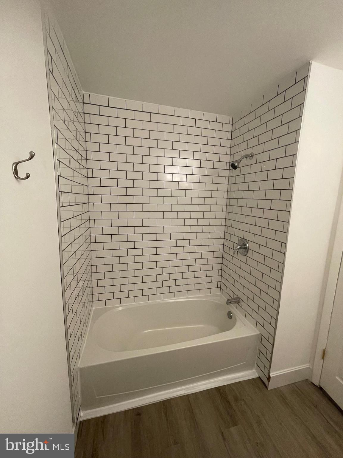 907 Clover Place Warminster, PA 18974 - Photo 12 of 16