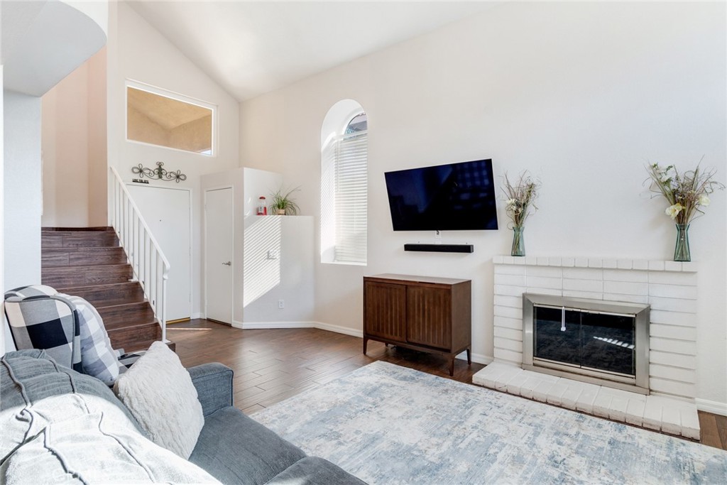 12840 Mayflower Court Riverside, CA 92503 - Photo 6 of 34