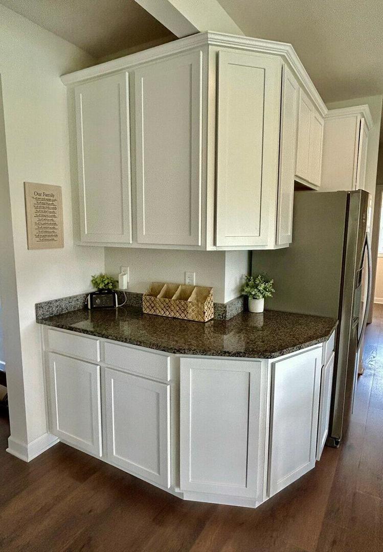 1109 Nottingham Road Sycamore, IL 60178 - Photo 3 of 27