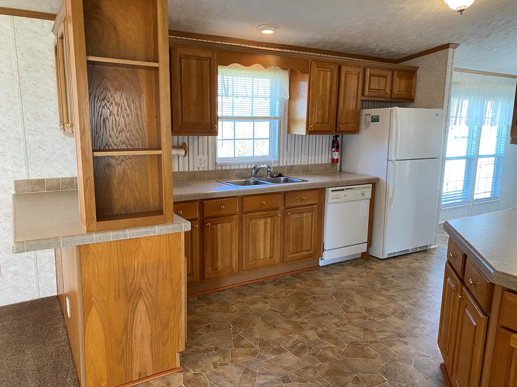 513 North Greever Street Rural Retreat, VA 24368 - Photo 36 of 49 Gallery Image 36