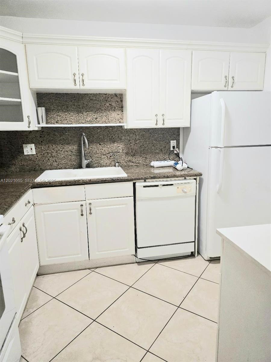 2309 Park Lane, Unit 116 Hollywood, FL 33021 - Photo 4 of 16