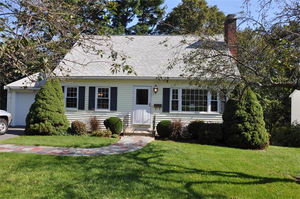 15 Longview Road Framingham, MA 01701 - Photo 1 of 16 Gallery Image 1