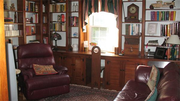 15 Longview Road Framingham, MA 01701 - Photo 11 of 16 Gallery Image 11