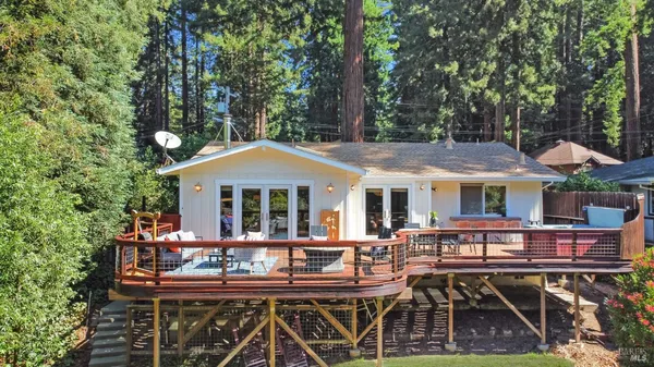 $965,000 | 19617 Redwood Drive, Monte Rio, CA 95462