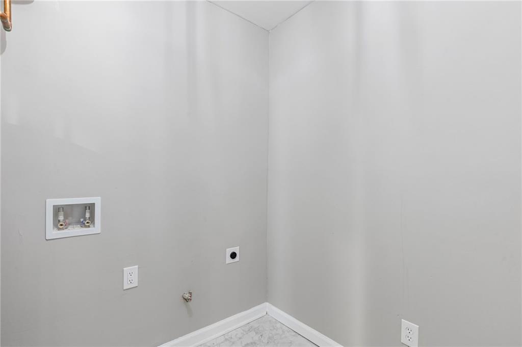 1164 Red Oak Cove Tucker, GA 30084 - Photo 11 of 24 a view of an empty room
