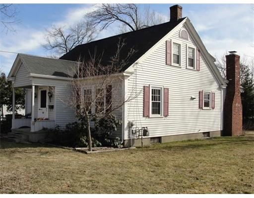 40 Champlain Street Springfield, MA 01151 - Photo 2 of 21 Gallery Image 2