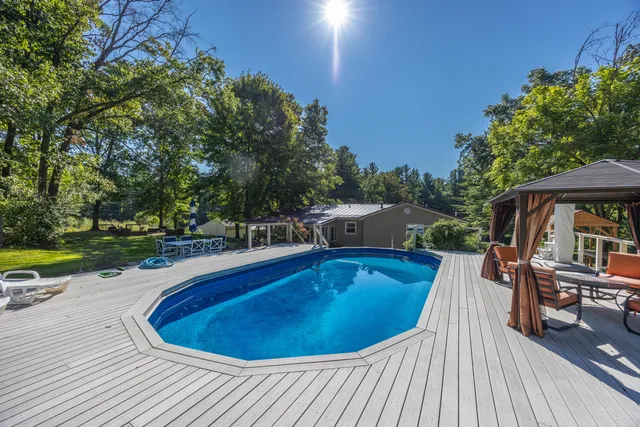 $550,000 | 23616 15 Mile Road, Big Rapids, MI 49307