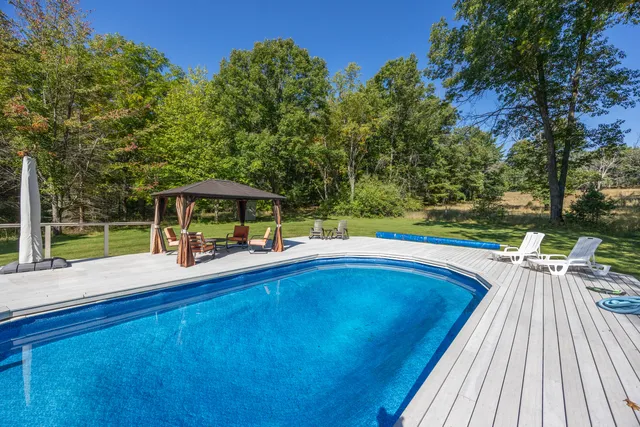 $550,000 | 23616 15 Mile Road, Big Rapids, MI 49307