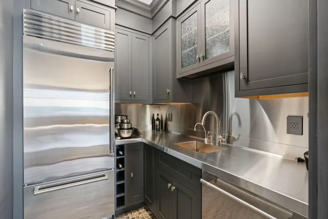 $9,500,000 | 92 Spruce Point Road, Yarmouth, ME 04096