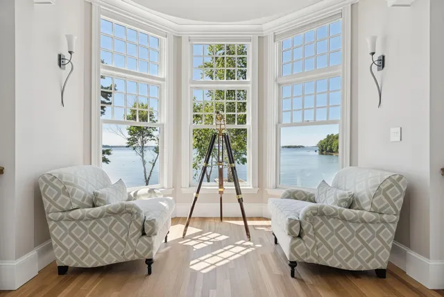 $9,500,000 | 92 Spruce Point Road, Yarmouth, ME 04096