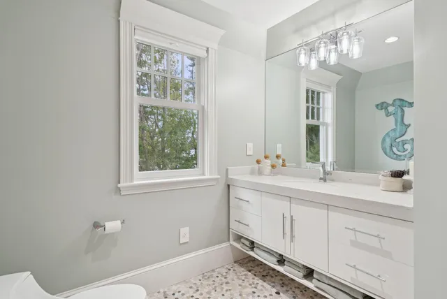 $9,500,000 | 92 Spruce Point Road, Yarmouth, ME 04096