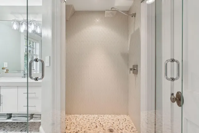 $9,500,000 | 92 Spruce Point Road, Yarmouth, ME 04096