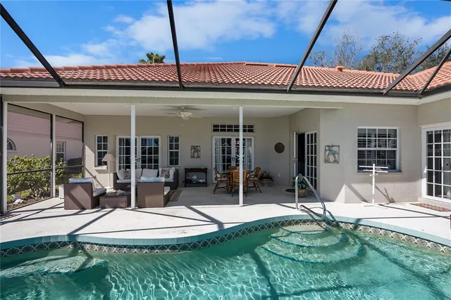 $529,900 | 6955 Stetson St Circle, Sarasota, FL 34243