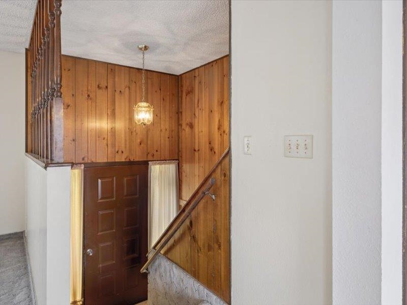 425 7th Street Evanston, WY 82930 - Photo 11 of 35