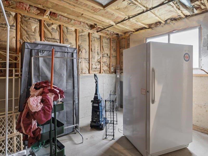 425 7th Street Evanston, WY 82930 - Photo 24 of 35