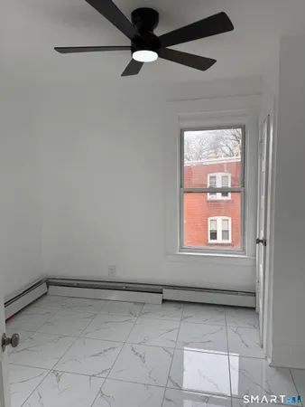$2,200 | 429 Summit Street, Hartford, CT 06106