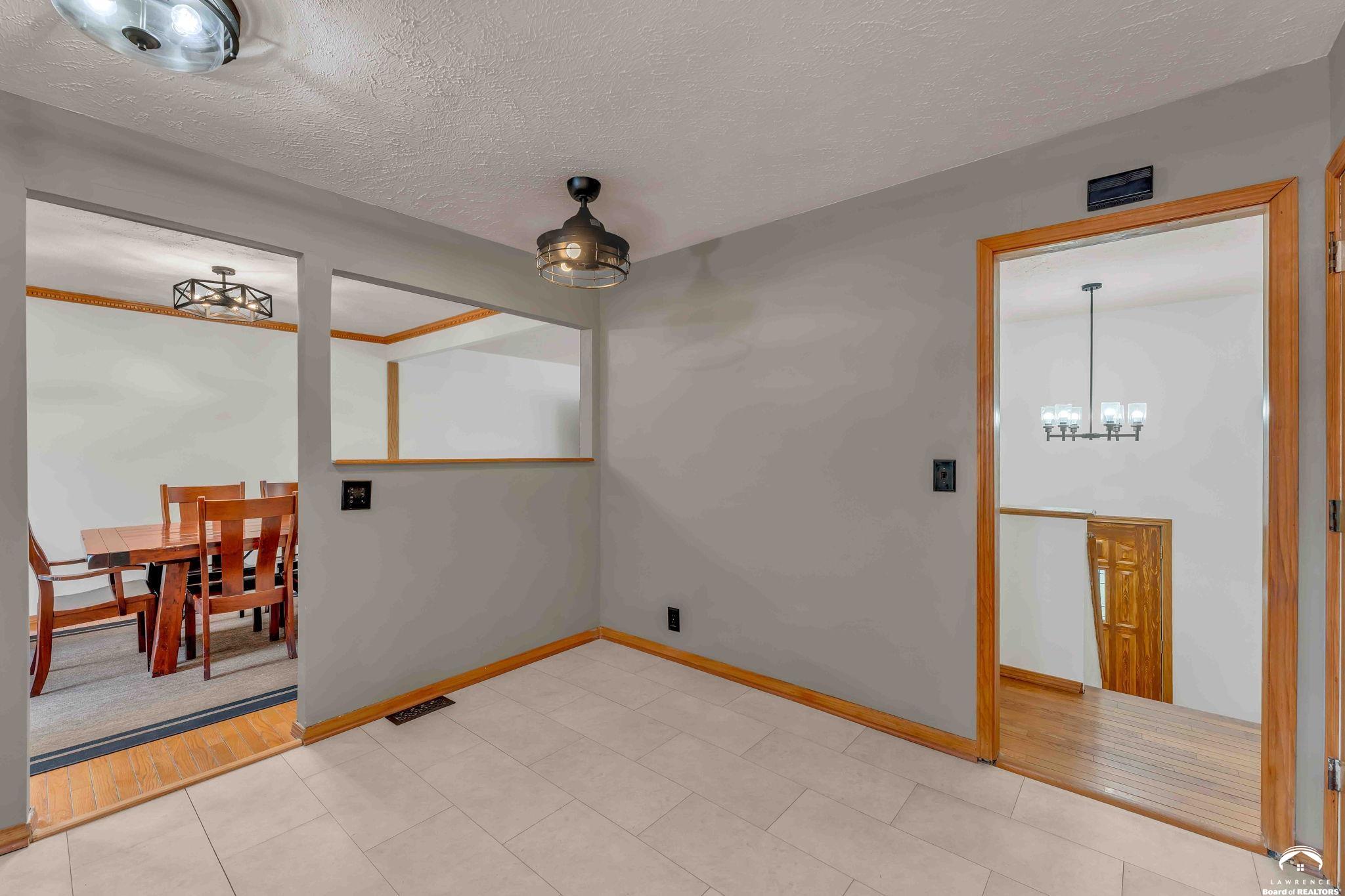 3403 Trail Road Lawrence, KS 66049 - Photo 15 of 51