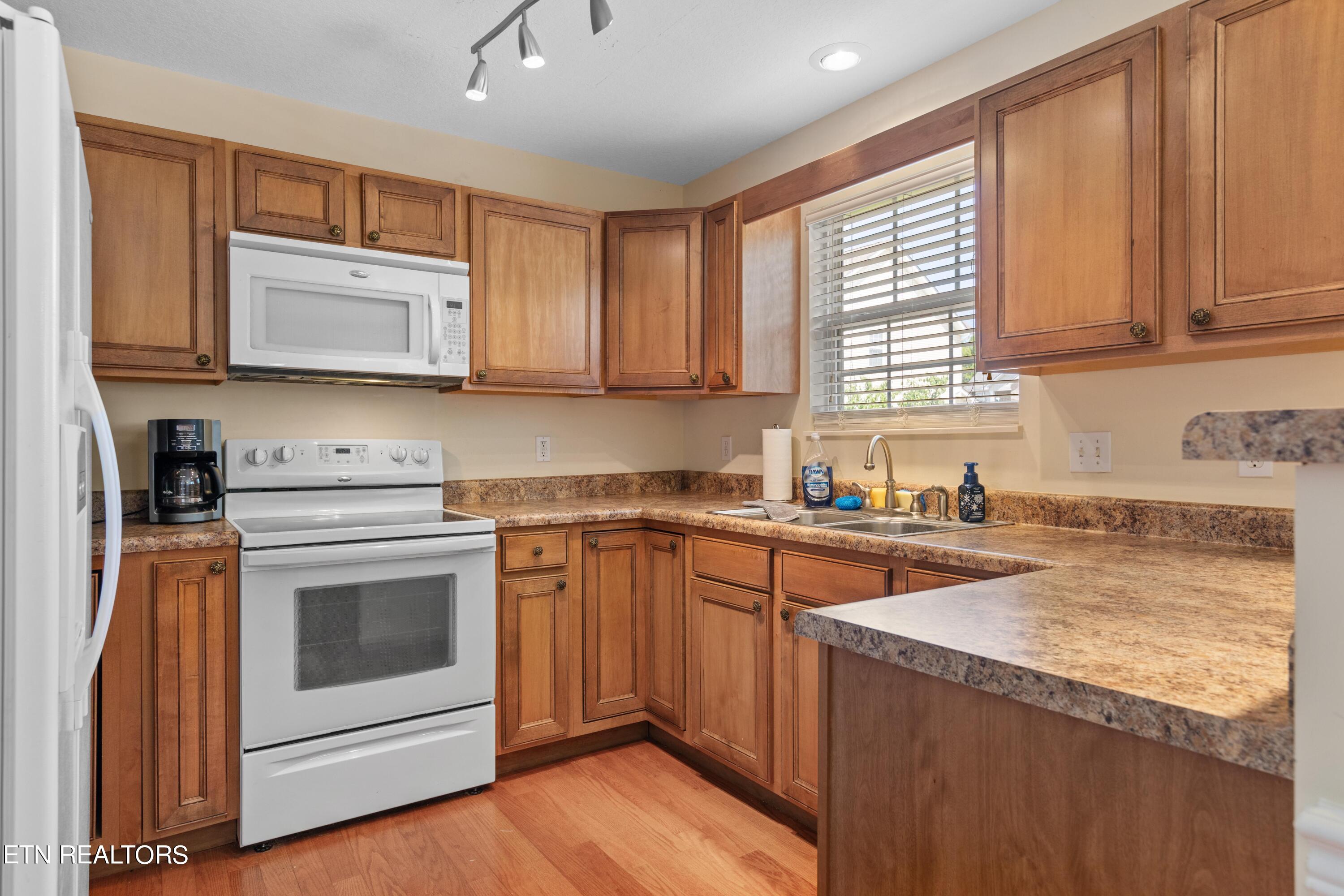 8437 Reality Lane Corryton, TN 37721 - Photo 7 of 15 030A9278