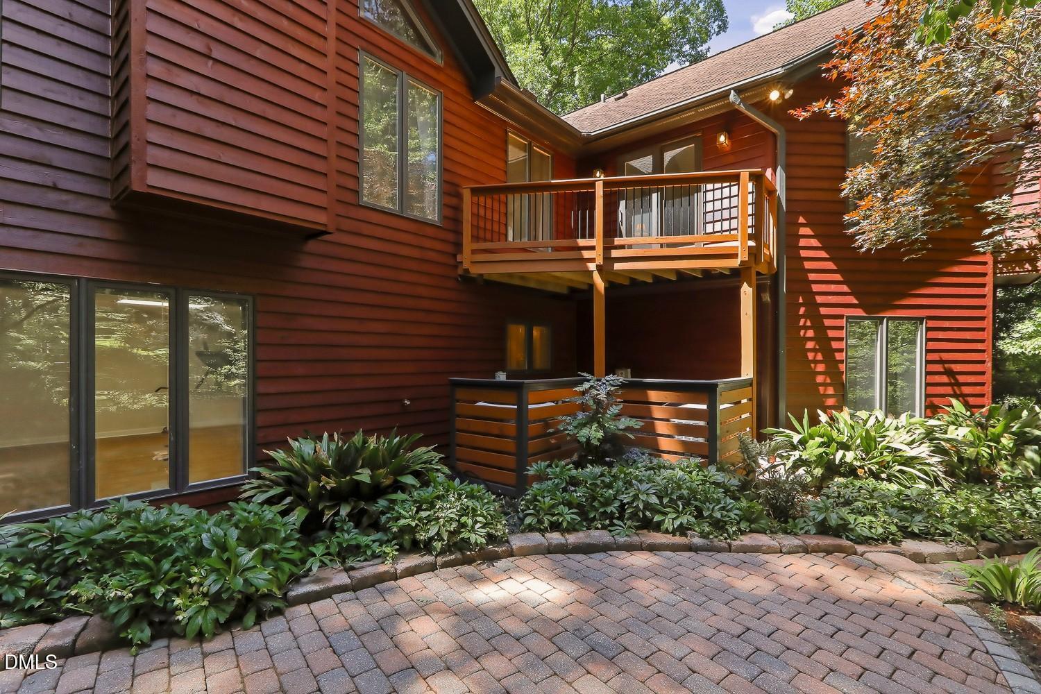 8208 Aberloch Court Raleigh, NC 27606 - Photo 67 of 80 088-066-Back of Home-1500x1000