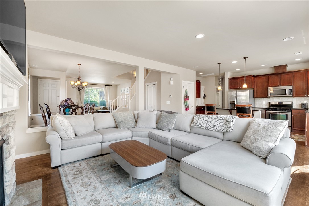 4803 Northeast 3rd Place Renton, WA 98059 - Photo 12 of 32