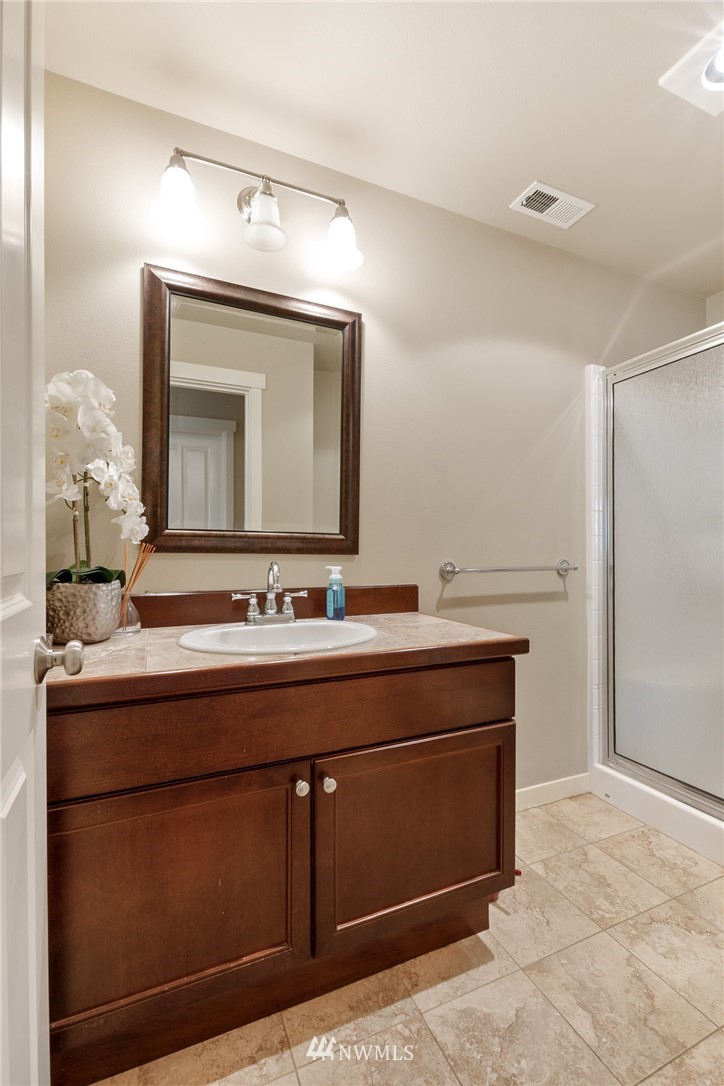 4803 Northeast 3rd Place Renton, WA 98059 - Photo 16 of 32