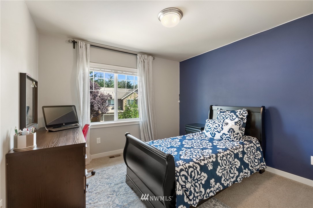 4803 Northeast 3rd Place Renton, WA 98059 - Photo 23 of 32