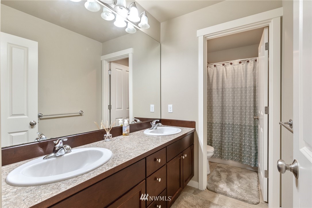 4803 Northeast 3rd Place Renton, WA 98059 - Photo 24 of 32