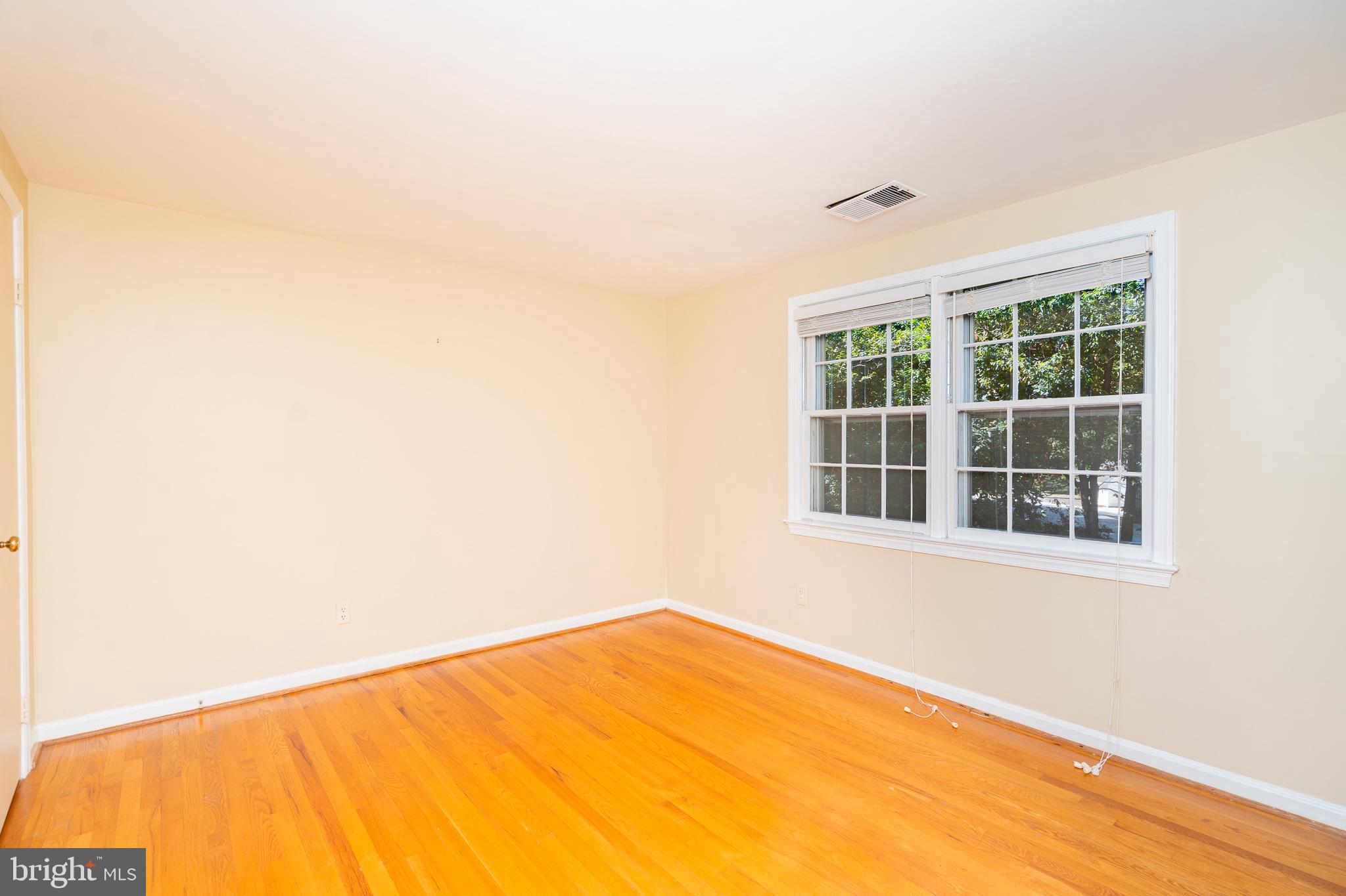 18916 Diary Road Montgomery Village, MD 20886 - Photo 27 of 56 Bedroom 2