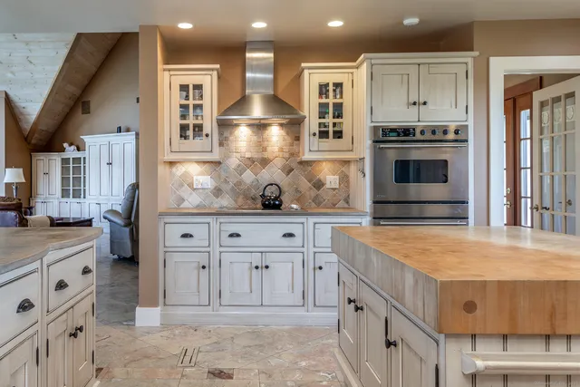 $1,998,000 | 225 Old Sherman Hill Road, Woodbury, CT 06798