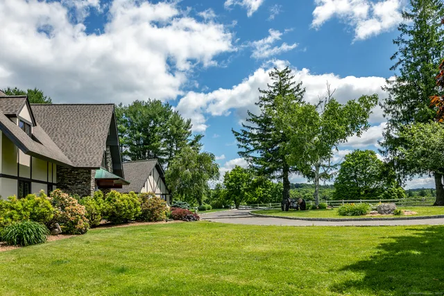 $1,998,000 | 225 Old Sherman Hill Road, Woodbury, CT 06798