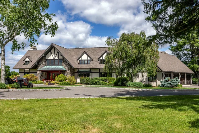 $1,998,000 | 225 Old Sherman Hill Road, Woodbury, CT 06798