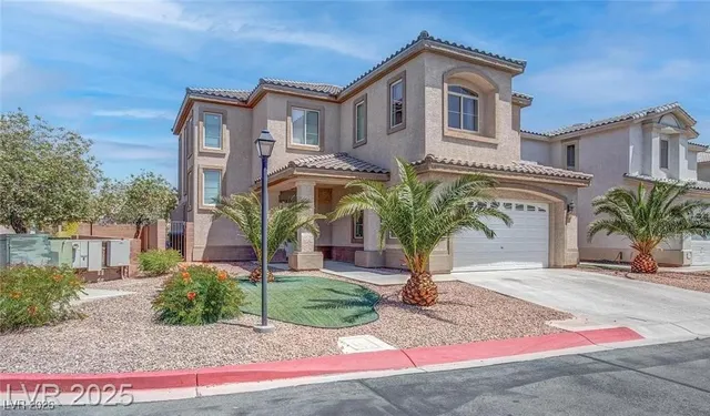 $3,200 | 2550 Regency Cove Court, Las Vegas, NV 89121