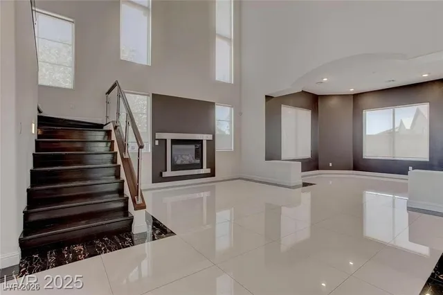 $3,200 | 2550 Regency Cove Court, Las Vegas, NV 89121