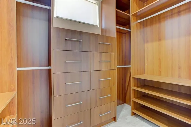 $3,200 | 2550 Regency Cove Court, Las Vegas, NV 89121