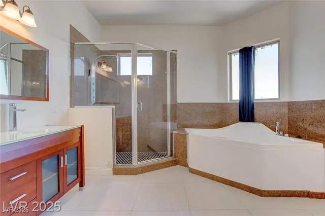 $3,200 | 2550 Regency Cove Court, Las Vegas, NV 89121