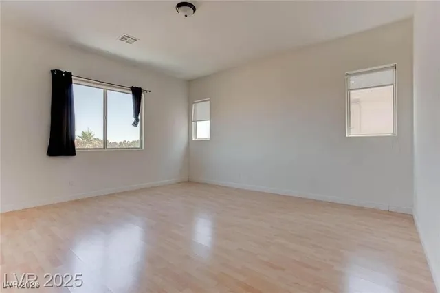 $3,200 | 2550 Regency Cove Court, Las Vegas, NV 89121