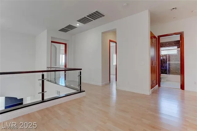 $3,200 | 2550 Regency Cove Court, Las Vegas, NV 89121