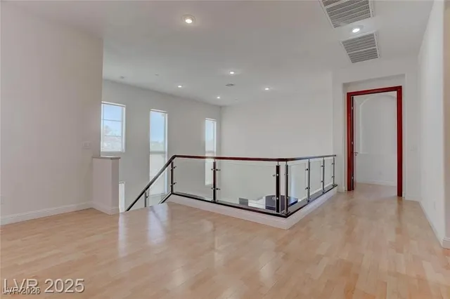 $3,200 | 2550 Regency Cove Court, Las Vegas, NV 89121