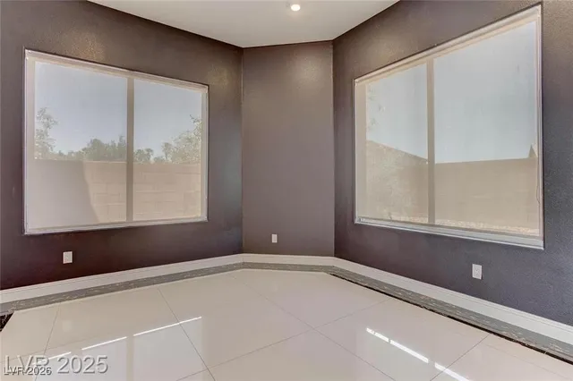 $3,200 | 2550 Regency Cove Court, Las Vegas, NV 89121