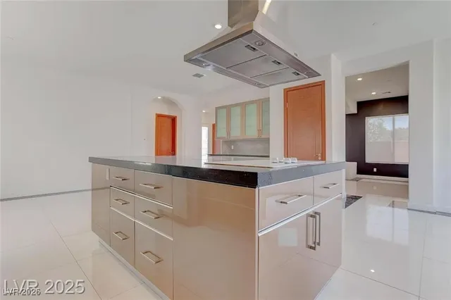 $3,200 | 2550 Regency Cove Court, Las Vegas, NV 89121