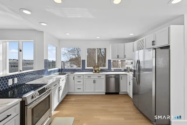 $7,000 | 352 Pequot Avenue, New London, CT 06320