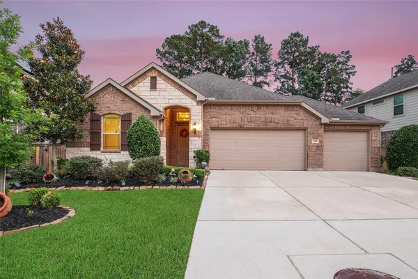 $319,990 | 169 Bluebell Woods Way, Conroe, TX 77318