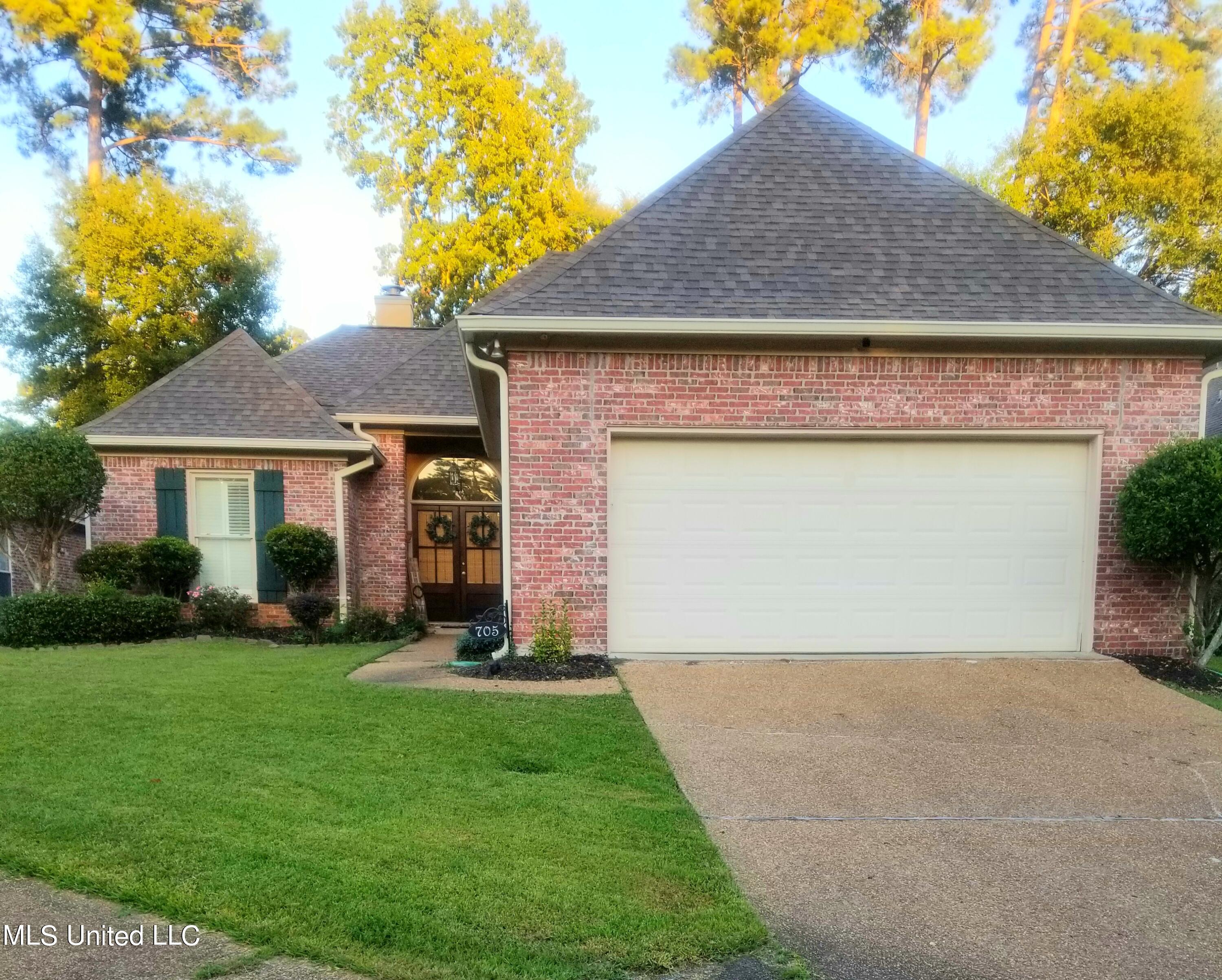 705 Barrone Court