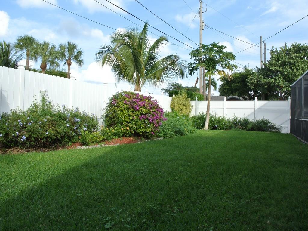 1355 Northwest 4th Street Boca Raton, FL 33486 - Photo 44 of 49 Backyard 2