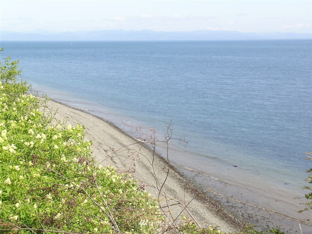 22 North Point Road Port Angeles, WA 98363 - Photo 3 of 21 Gallery Image 3