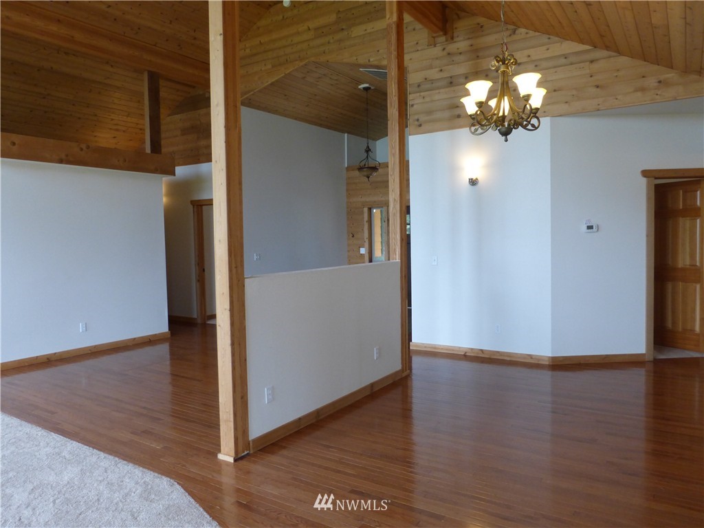 22 North Point Road Port Angeles, WA 98363 - Photo 6 of 21 Gallery Image 6