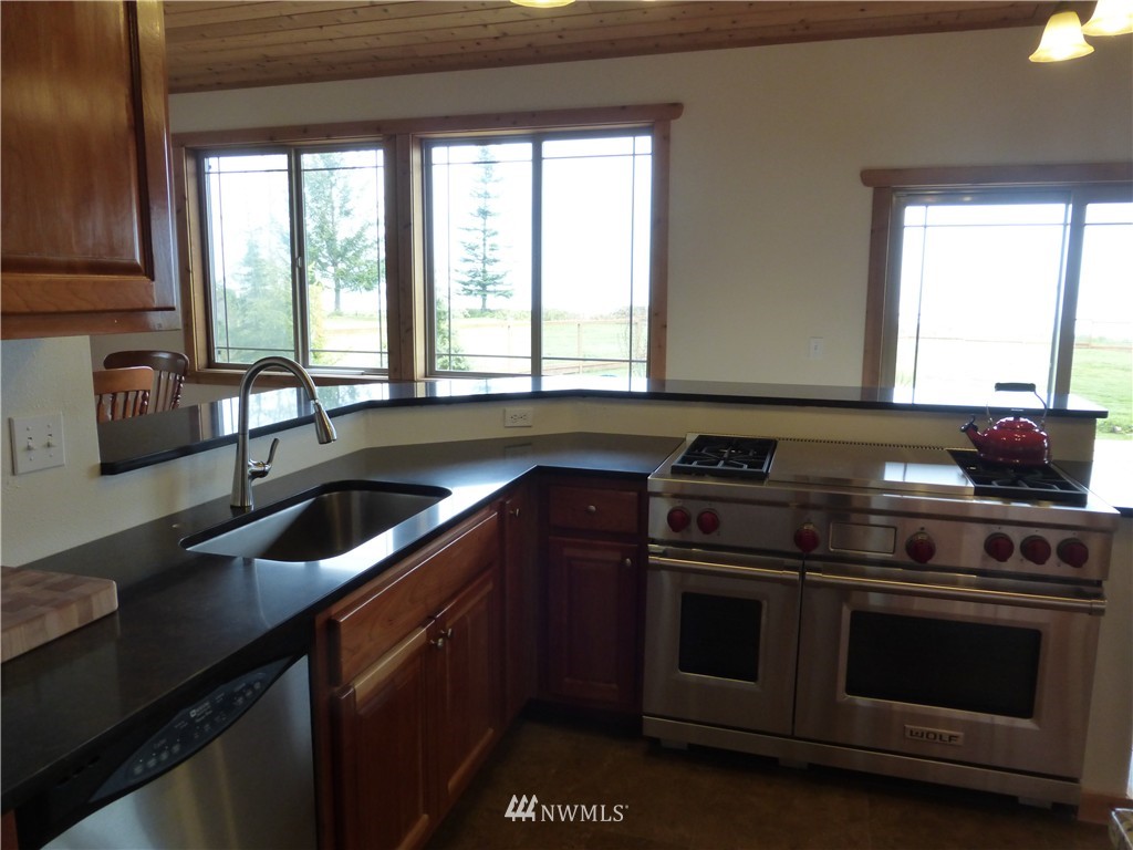 22 North Point Road Port Angeles, WA 98363 - Photo 8 of 21 Gallery Image 8