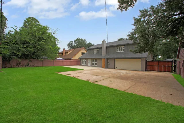 $3,500 | 15815 Baytree Drive, Houston, TX 77070